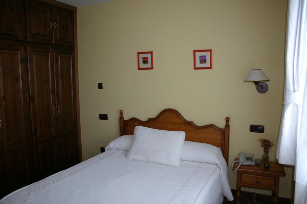 Somonte Hotel Quintes Room photo